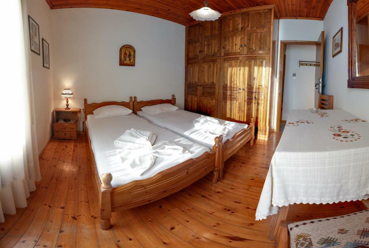 House Chrissa Apartment Mithimna Bagian luar foto